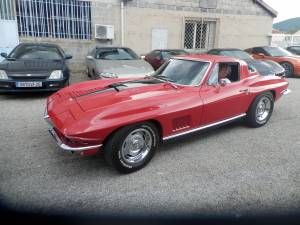 Immagine 25/31 di Chevrolet Corvette Sting Ray (1967)