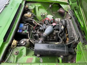 Image 38/66 of Renault R 15 TL (1972)