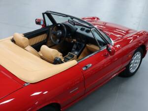 Image 24/48 de Alfa Romeo 2.0 Spider (1991)