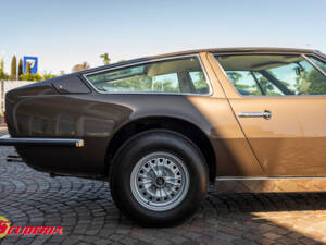 Bild 15/30 von Maserati Indy 4200 (1970)