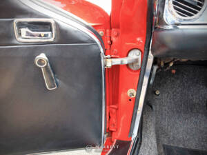 Image 36/70 of Mercedes-Benz 280 SL (1969)