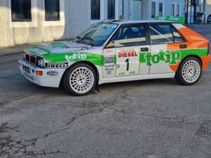 Imagen 11/33 de Lancia Delta HF Integrale (1988)