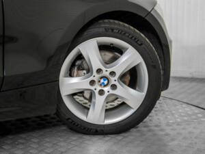 Image 47/50 de BMW 125i (2009)