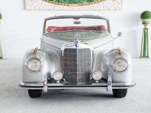 Image 18/49 of Mercedes-Benz 300 S Roadster (1953)