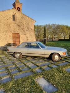 Image 17/19 of Mercedes-Benz 350 SLC (1972)