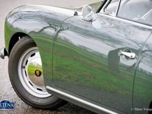 Image 24/57 de Porsche 356 C 1600 SC (1964)