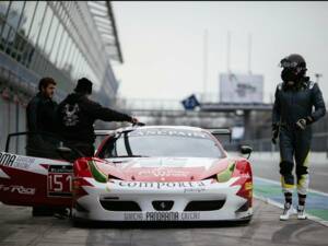 Image 13/28 de Ferrari 458 Italia GT3 (2012)