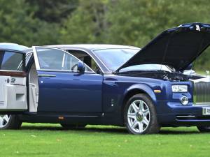 Image 19/49 of Rolls-Royce Phantom VII (2009)