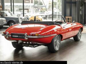 Immagine 5/15 di Jaguar E-Type 4.2 (1965)