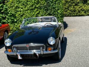 Immagine 2/11 di MG MGB (1966)