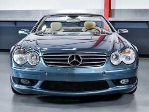 Image 3/7 of Mercedes-Benz SL 500 (2005)