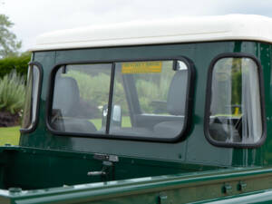 Bild 48/50 von Land Rover Defender 90 Td5 (2006)