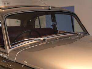 Bild 43/50 von Rolls-Royce Silver Cloud I (1956)