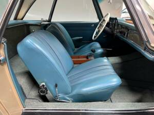 Imagen 14/15 de Mercedes-Benz 250 SL (1967)