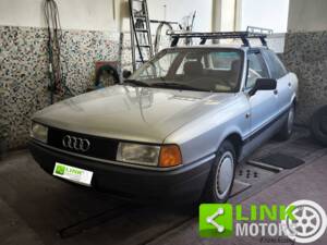 Image 1/10 de Audi 80 - 1.8S (1990)