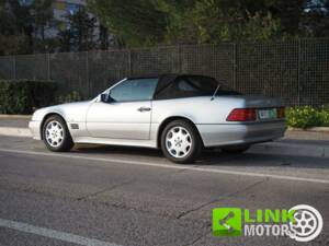 Imagen 3/10 de Mercedes-Benz 300 SL-24 (1993)