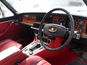 Immagine 11/20 di Jaguar XJ 6 L 4.2 (1978)