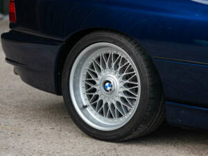 Image 12/50 de BMW 850CSi (1993)