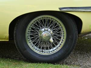 Bild 9/39 von Jaguar E-Type (2+2) (1970)