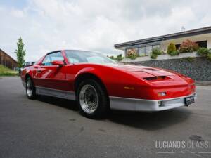 Bild 15/66 von Pontiac Firebird TransAm (1989)