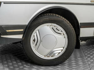 Image 4/42 of Saab 900 Turbo (1984)