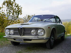 Image 3/32 of Alfa Romeo 2600 Sprint (1963)