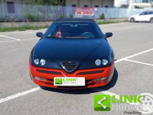 Afbeelding 2/10 van Alfa Romeo GTV 2.0 Twin Spark (1996)