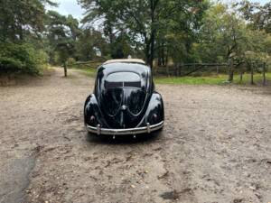 Image 19/26 of Volkswagen Beetle 1200 Standard &quot;Oval&quot; (1954)