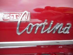 Image 21/24 of Ford Cortina GT (1966)