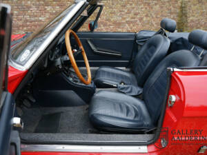 Imagen 3/50 de Alfa Romeo 2000 Spider Veloce (1982)