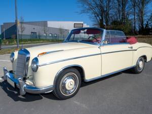 Mercedes-Benz 220 SE Cabrriolet "Ponton" (W 128) 1960