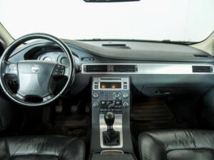 Imagen 7/46 de Volvo V70 D5 (2008)