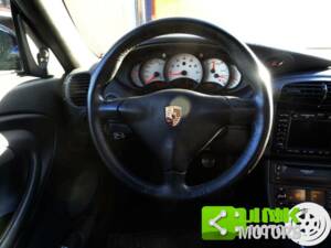 Bild 8/10 von Porsche 911 Carrera (1999)