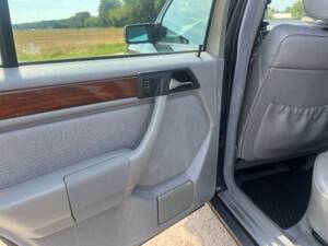 Bild 37/79 von Mercedes-Benz 300 TE 4-Matic (1992)