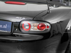 Imagen 30/50 de Mazda MX-5 1.8 (2007)