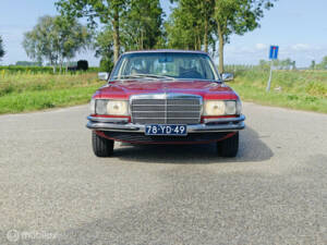 Image 4/50 of Mercedes-Benz 350 SE (1973)