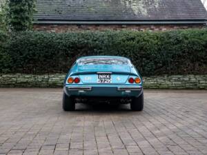 Image 21/65 of Ferrari 365 GTB&#x2F;4 Daytona (1972)