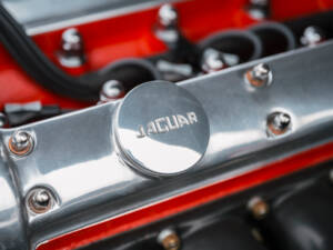 Image 17/19 of Jaguar XK 150 3.4 S OTS (1958)