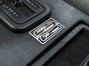 Image 20/43 of Land Rover Defender 90 &quot;50th Anniversary&quot; (1998)