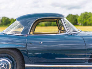 Immagine 43/50 di Mercedes-Benz 300 SL Roadster (1958)