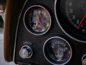 Image 32/50 of Chevrolet Corvette Sting Ray Convertible (1965)