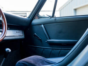 Image 18/42 of Porsche 912 (1967)