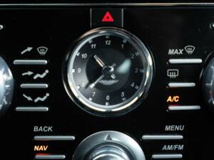 Afbeelding 45/50 van Aston Martin V8 Vantage S (2013)