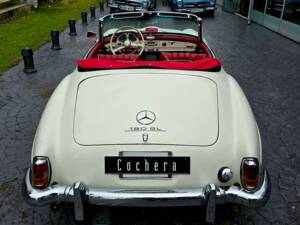 Image 26/26 of Mercedes-Benz 190 SL (1959)