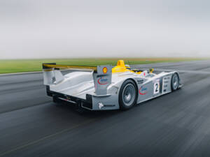 Image 6/22 of Audi R8 LMP900 (2001)