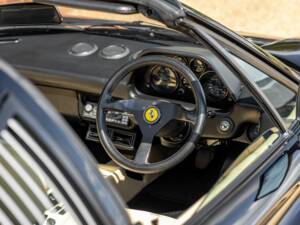 Bild 41/50 von Ferrari 308 GTB Quattrovalvole (1985)