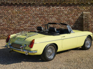 Bild 2/50 von MG MGB (1977)