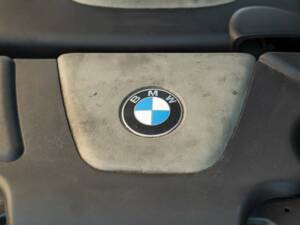 Bild 40/41 von BMW 318i (2004)