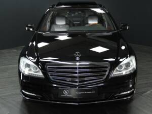 Immagine 8/78 di Mercedes-Benz S 600 L (2010)