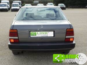 Image 5/10 de Lancia Thema I.E. (1990)